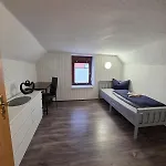 Gaestehaus Rene Adam *